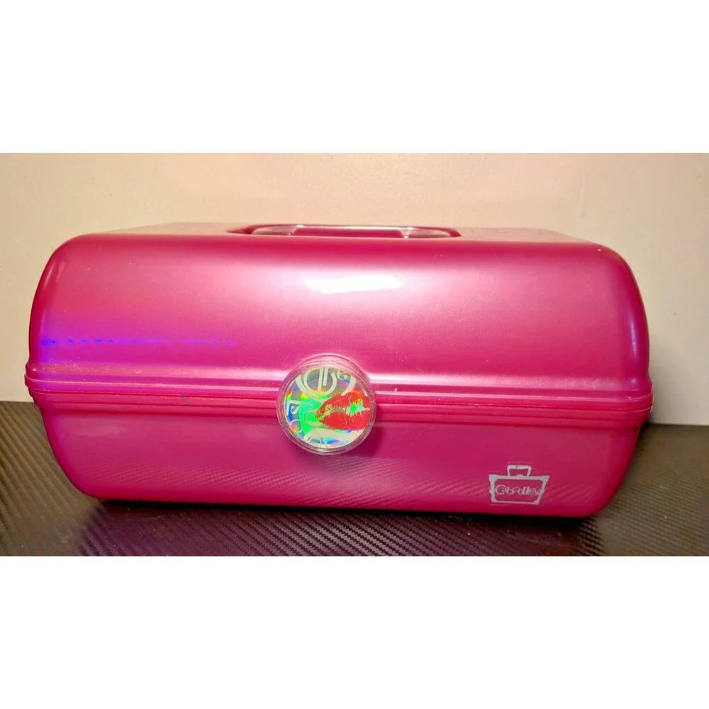 Caboodles  On-The-Go Girl cosmetic and Makeup Organizer Case Hot Pink